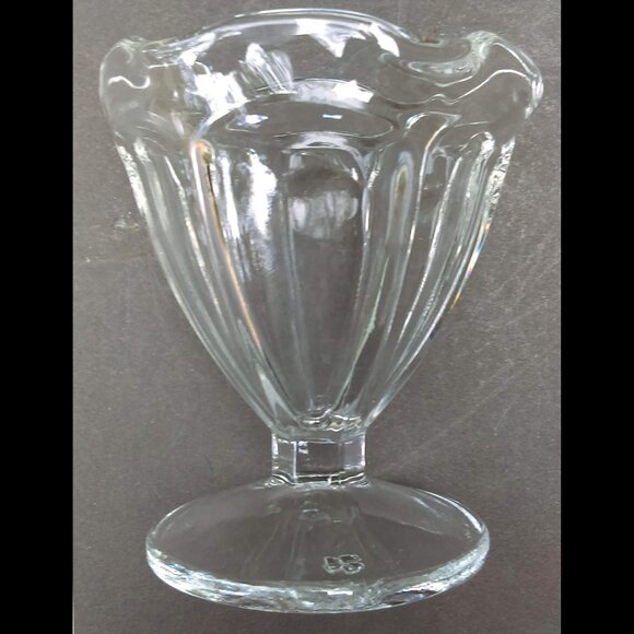 Vintage Ruffled Top Clear Ice Cream Parlor/Sundae Parfait Dessert Tulip Glasses - Picture 5 of 5